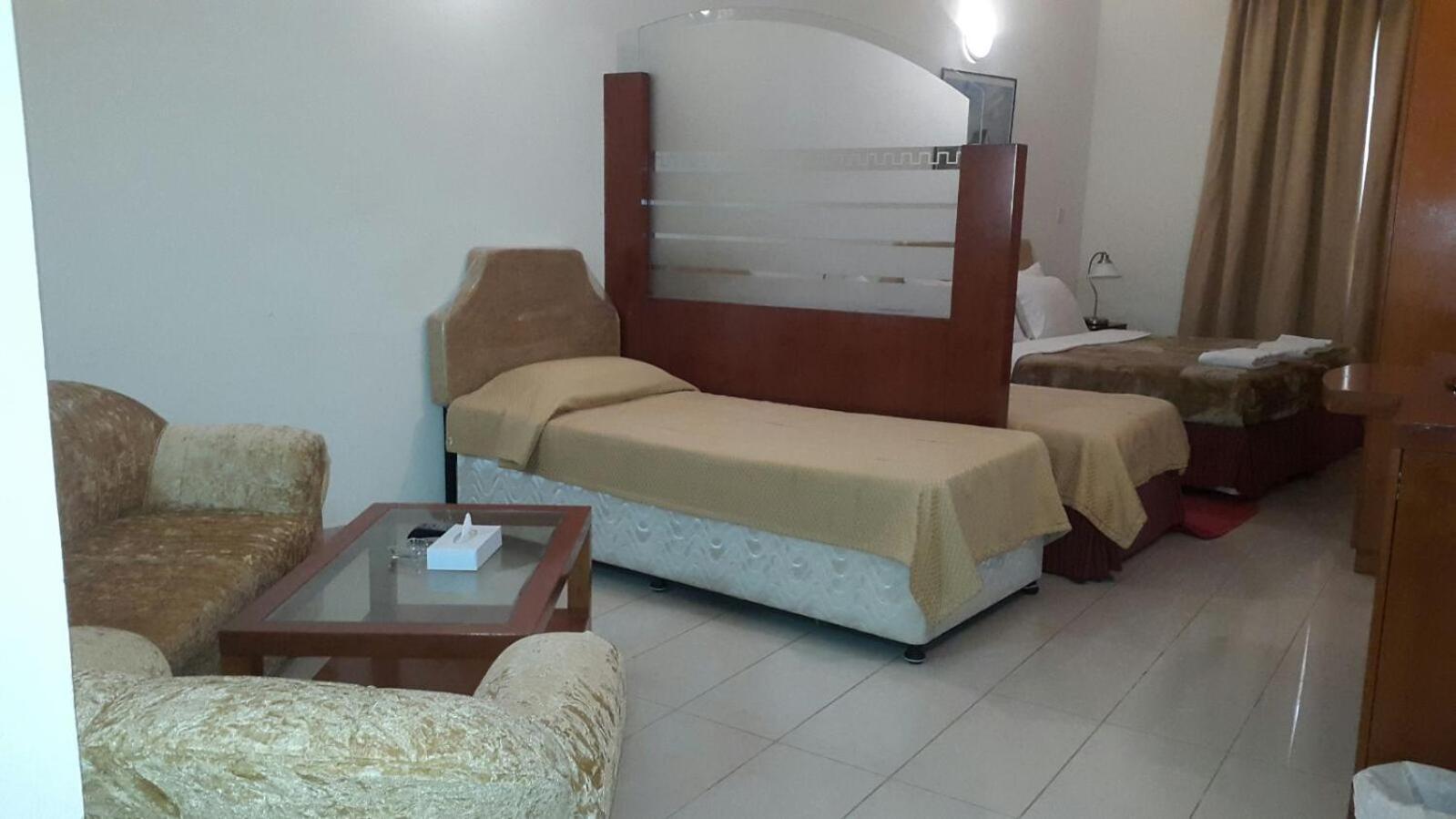 Al Raein Holiday Homes Dubai Exterior photo