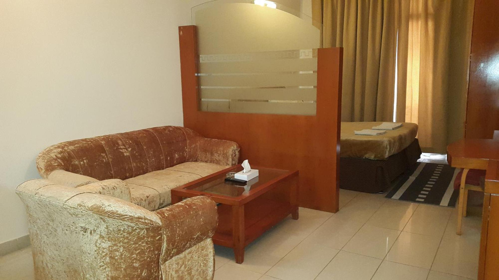 Al Raein Holiday Homes Dubai Exterior photo